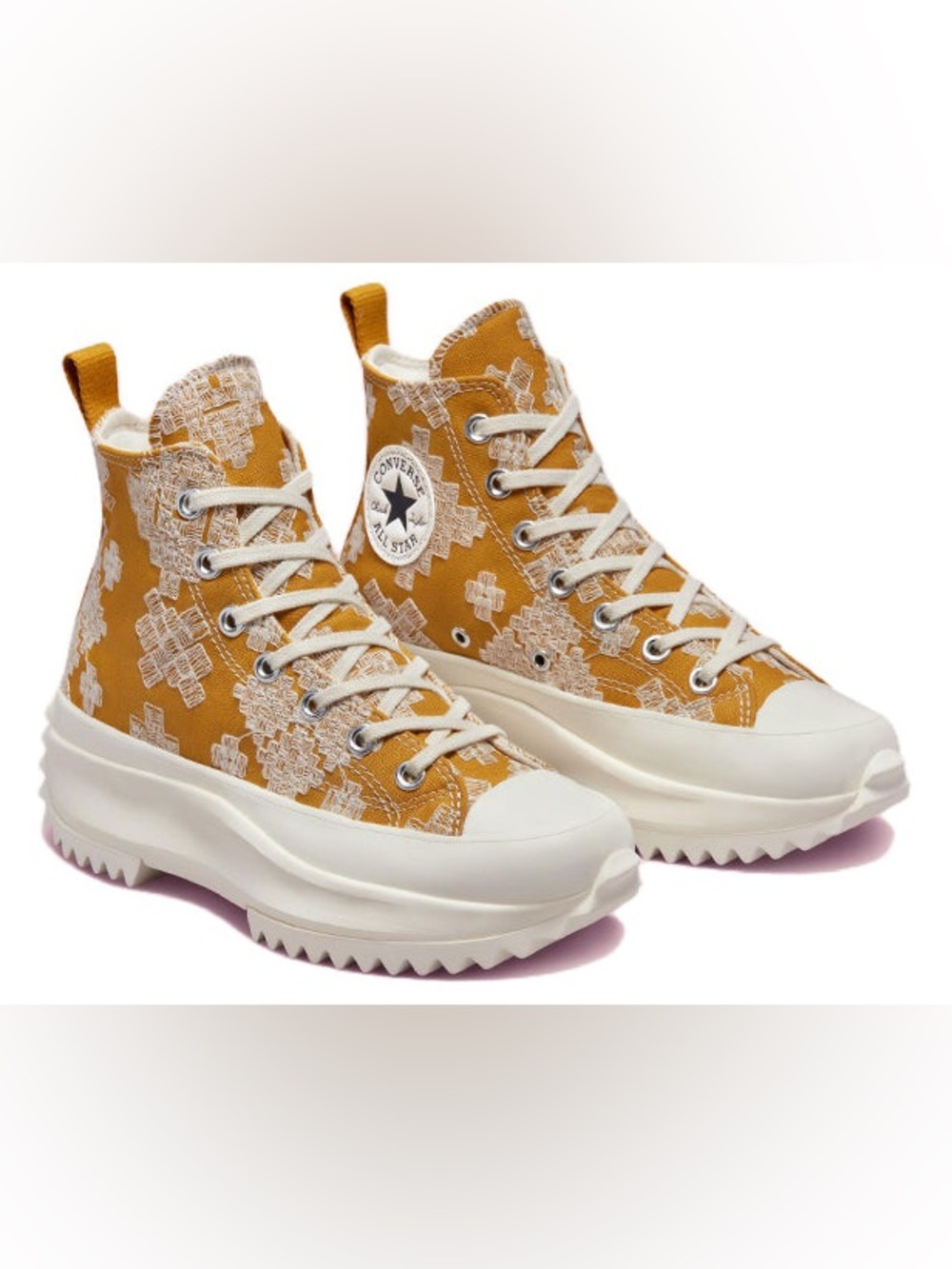Converse Unísex High-Top Sneakers in Mustard with White Embroidered Pattern